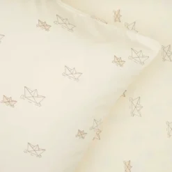 Baby sengetøj 70x100 - bomuldssatin - Papirbåd - Luna Denmark