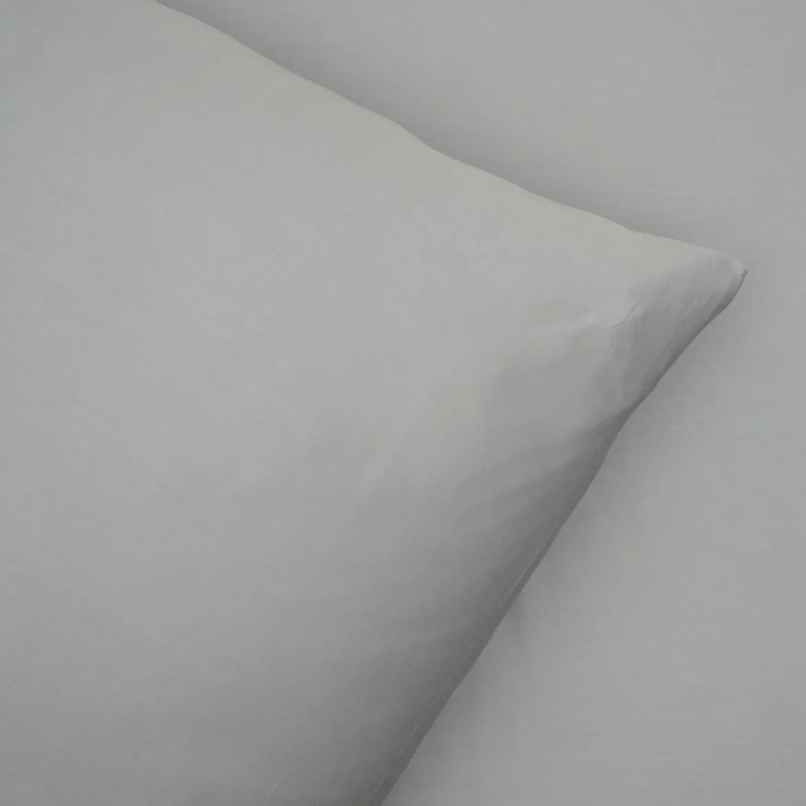 Bambus sengetøj 140x200 cm - lys grå - Luna Denmark