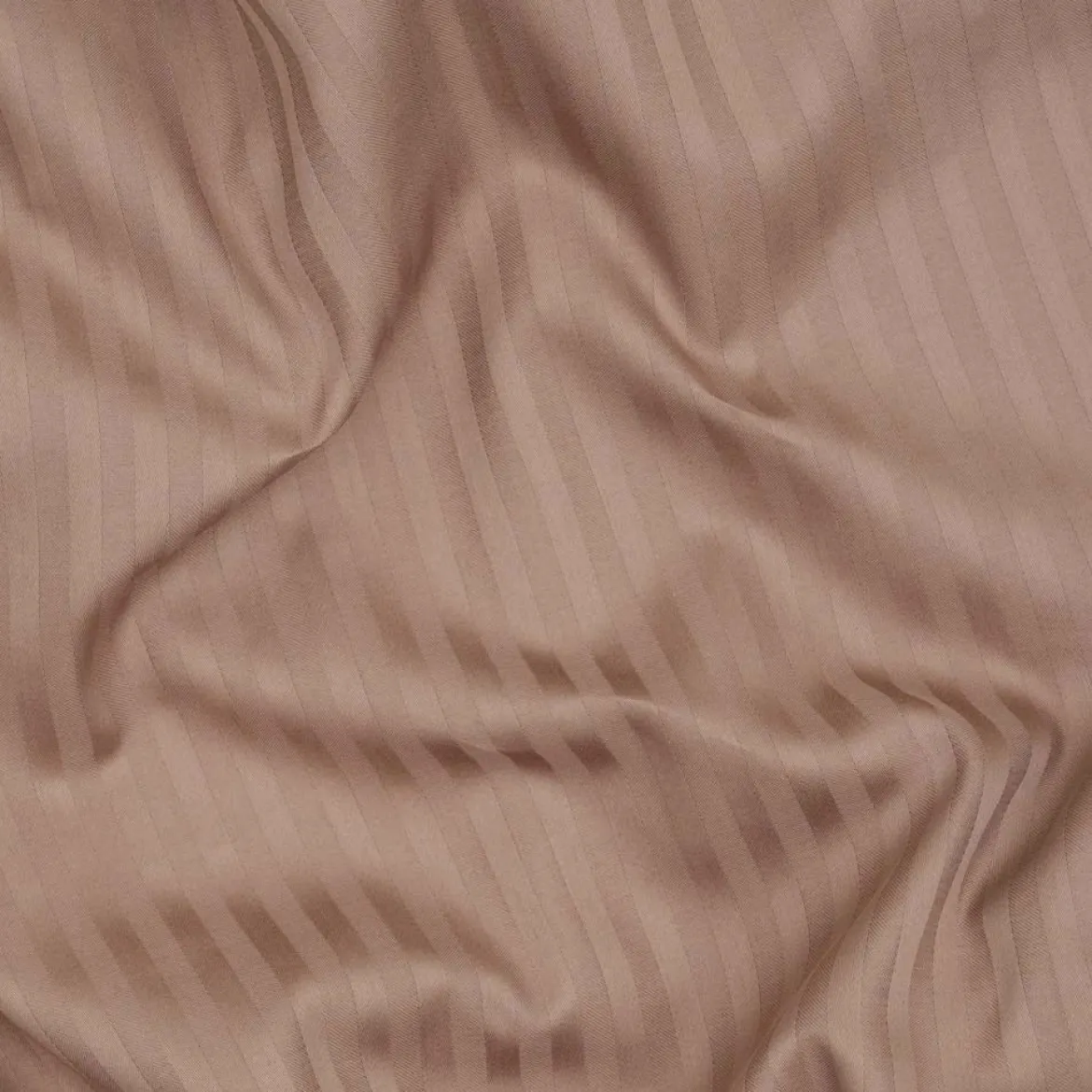 Sengetøj 140x200 cm - bomuldssatin - Smal stribet - taupe - Prima