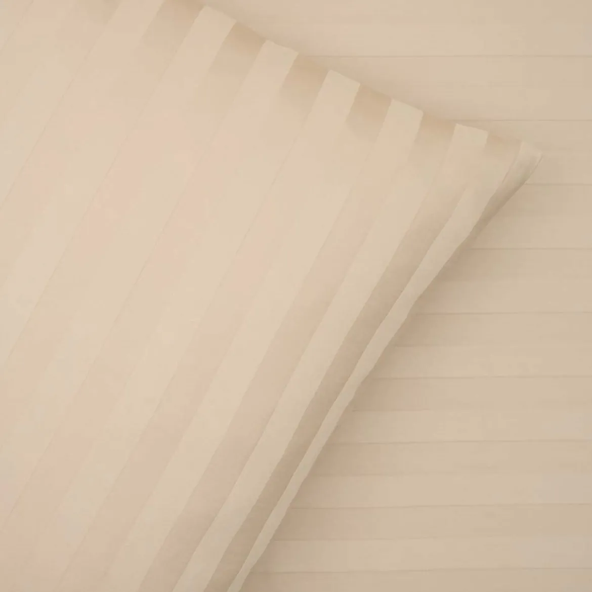 Sengetøj 140x200 cm - premium bomuld - Satin stribet - mokka - Luna Denmark